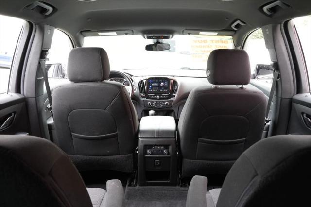 2022 Chevrolet Traverse AWD LT Cloth