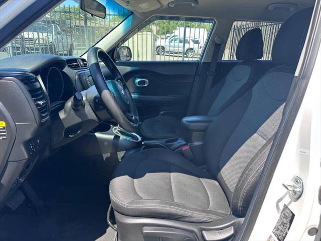 2017 Kia Soul +