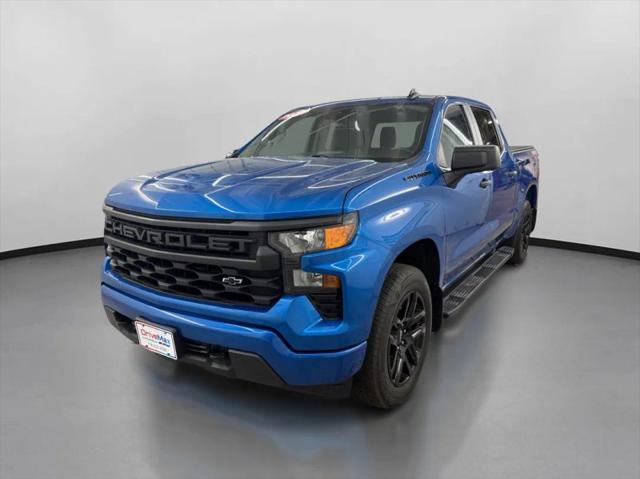 2022 Chevrolet Silverado 1500 4WD Crew Cab Short Bed Custom