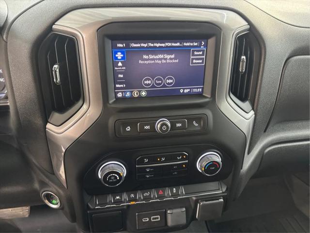 2022 Chevrolet Silverado 1500 4WD Crew Cab Short Bed Custom