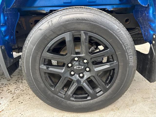 2022 Chevrolet Silverado 1500 4WD Crew Cab Short Bed Custom