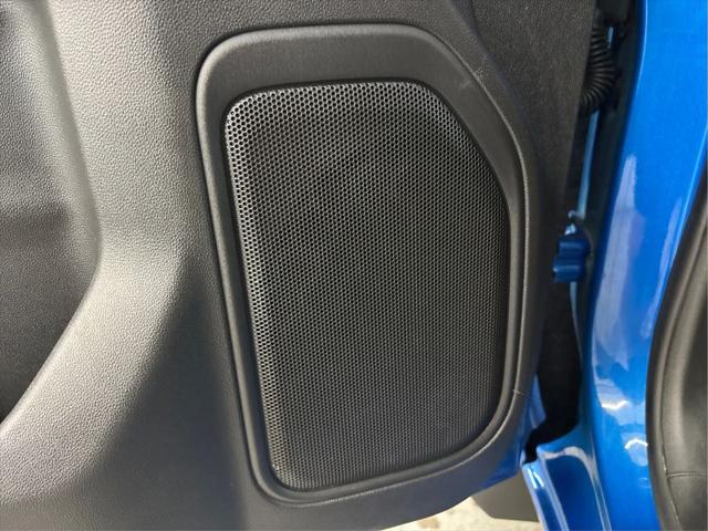 2022 Chevrolet Silverado 1500 4WD Crew Cab Short Bed Custom