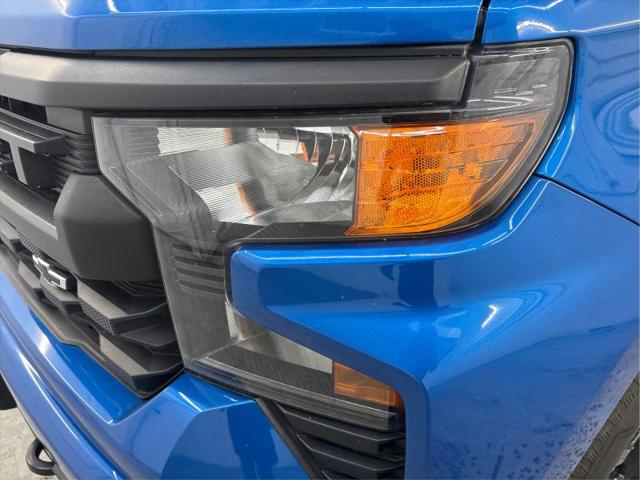 2022 Chevrolet Silverado 1500 4WD Crew Cab Short Bed Custom