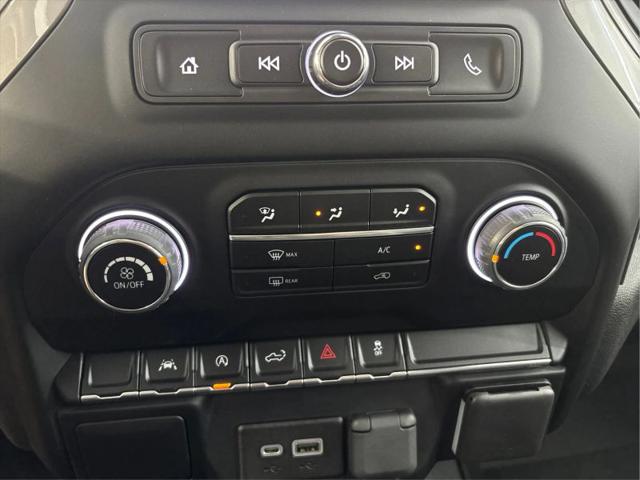 2022 Chevrolet Silverado 1500 4WD Crew Cab Short Bed Custom