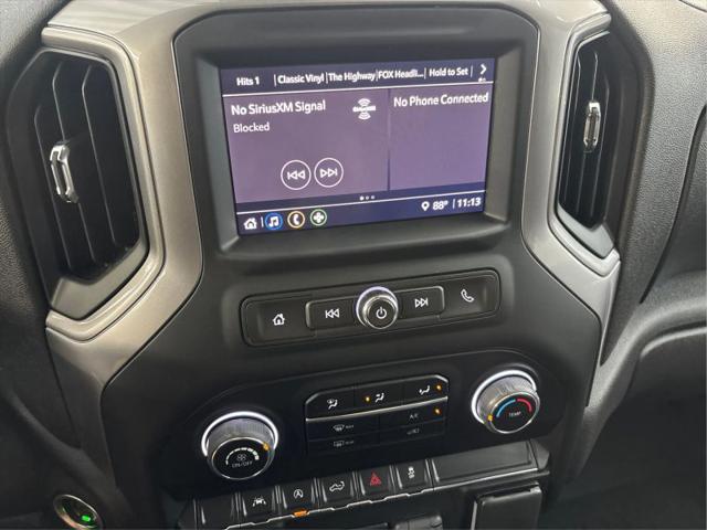 2022 Chevrolet Silverado 1500 4WD Crew Cab Short Bed Custom