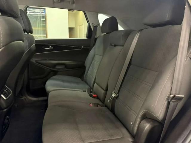 2016 Kia Sorento 2.4L LX