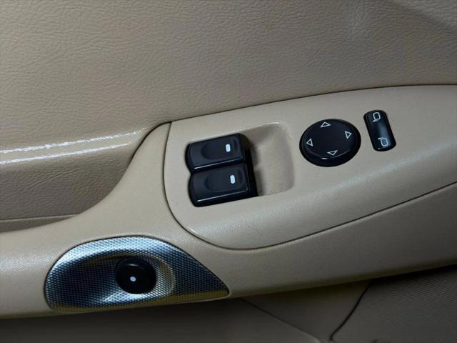 2006 Chevrolet Corvette Base