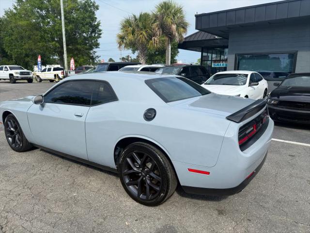 2021 Dodge Challenger SXT