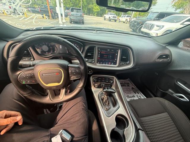 2021 Dodge Challenger SXT