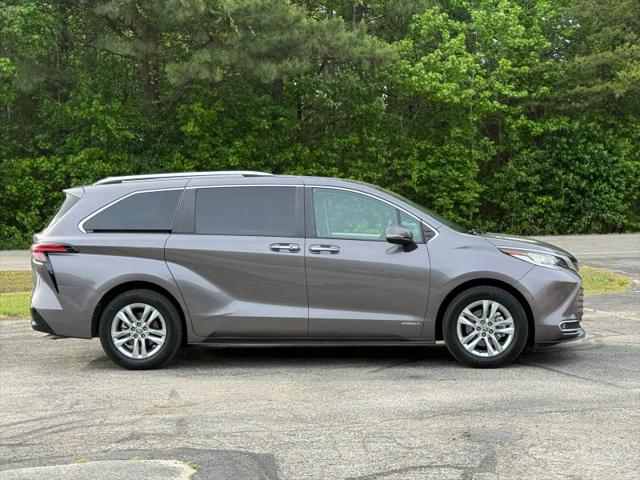 2021 Toyota Sienna Limited