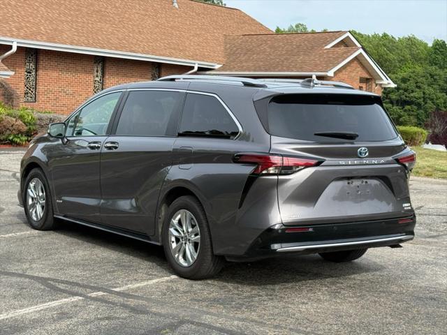 2021 Toyota Sienna Limited