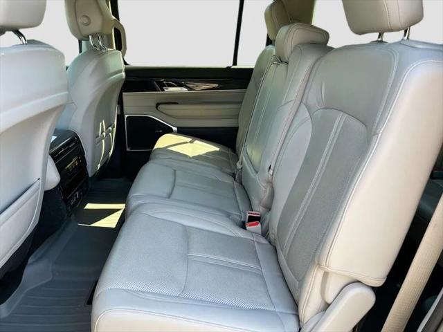 2022 Jeep Wagoneer Series II 4x4