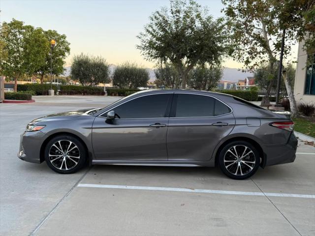 2018 Toyota Camry SE