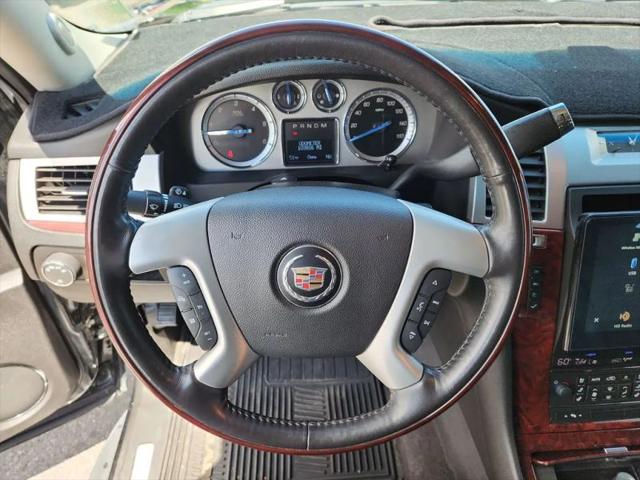2013 Cadillac Escalade EXT Luxury