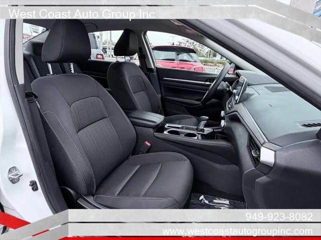 2023 Nissan Altima SV FWD