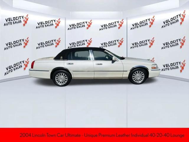 2004 Lincoln Town Car Ultimate