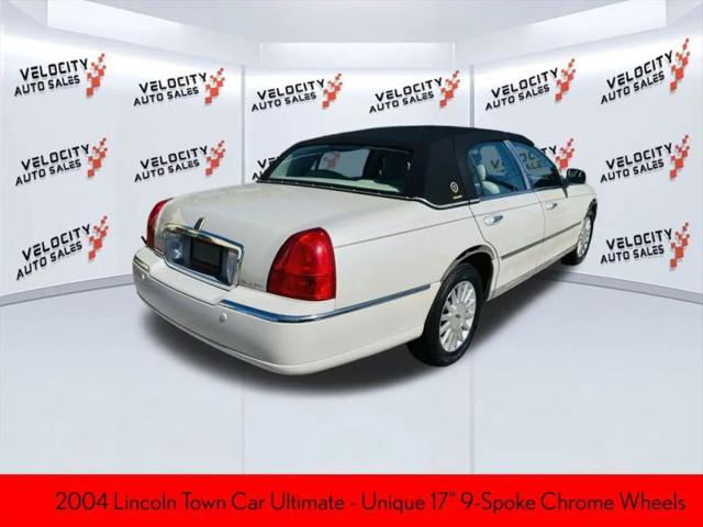 2004 Lincoln Town Car Ultimate