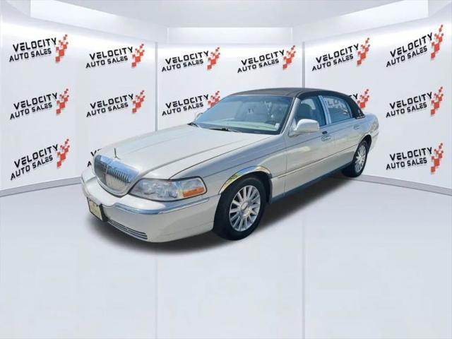 2004 Lincoln Town Car Ultimate