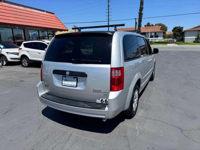 2010 Dodge Grand Caravan SE
