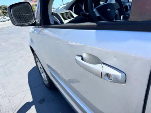 2010 Dodge Grand Caravan SE