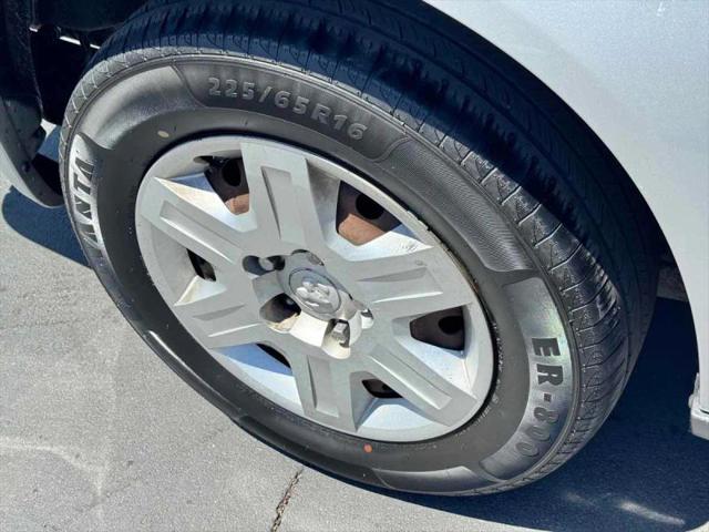 2010 Dodge Grand Caravan SE