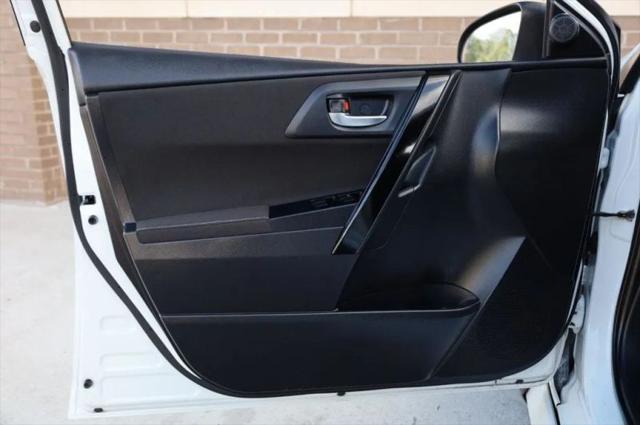 2016 Scion iM Base