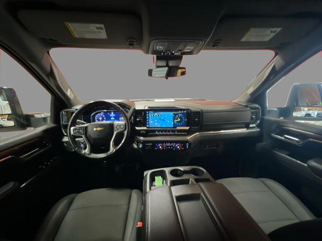 2025 Chevrolet Silverado 2500HD 4WD Crew Cab Standard Bed LT