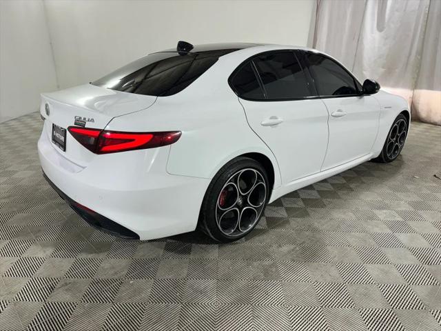 2023 Alfa Romeo Giulia Veloce AWD