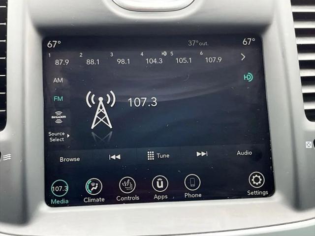 2023 Chrysler 300 Touring L AWD