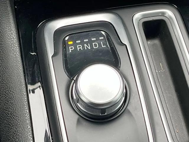 2023 Chrysler 300 Touring L AWD