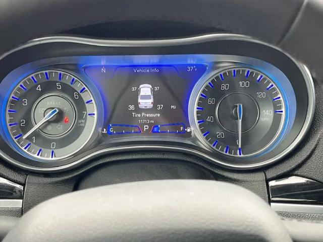 2023 Chrysler 300 Touring L AWD