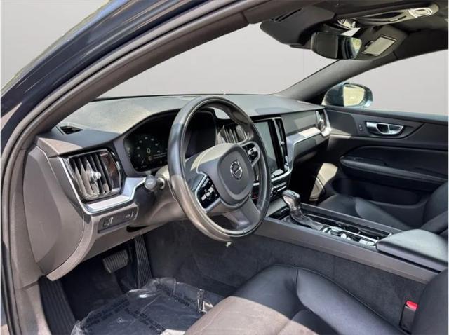 2019 Volvo S60 T6 Momentum