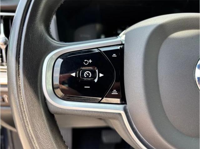 2019 Volvo S60 T6 Momentum
