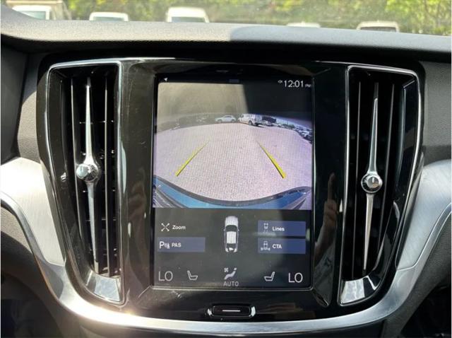 2019 Volvo S60 T6 Momentum