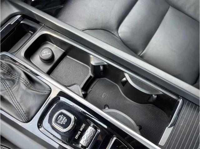 2019 Volvo S60 T6 Momentum
