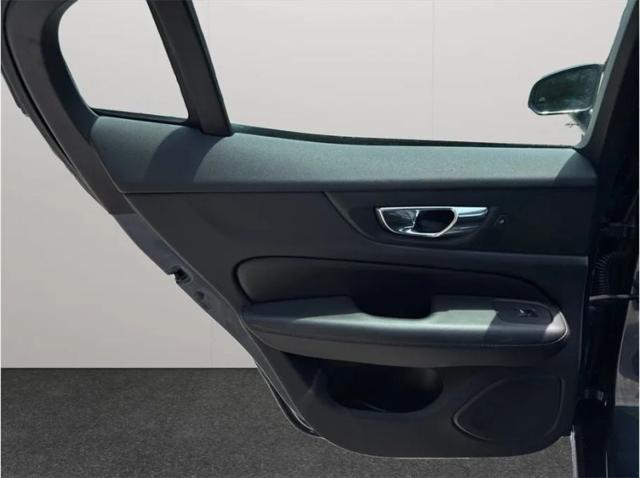 2019 Volvo S60 T6 Momentum