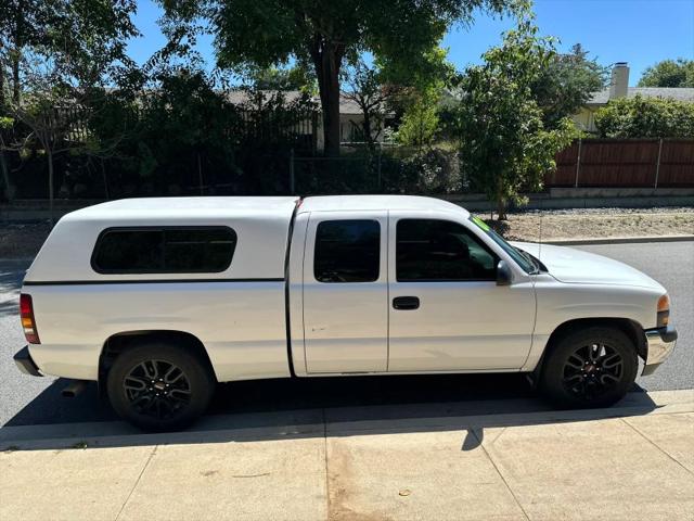 2002 GMC Sierra 1500 Standard