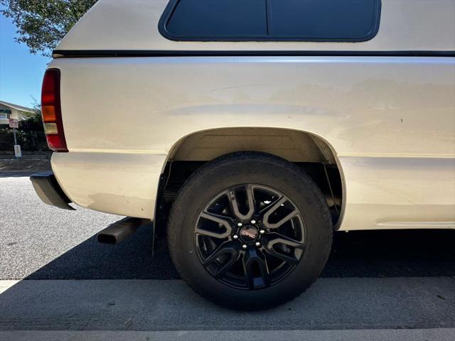2002 GMC Sierra 1500 Standard