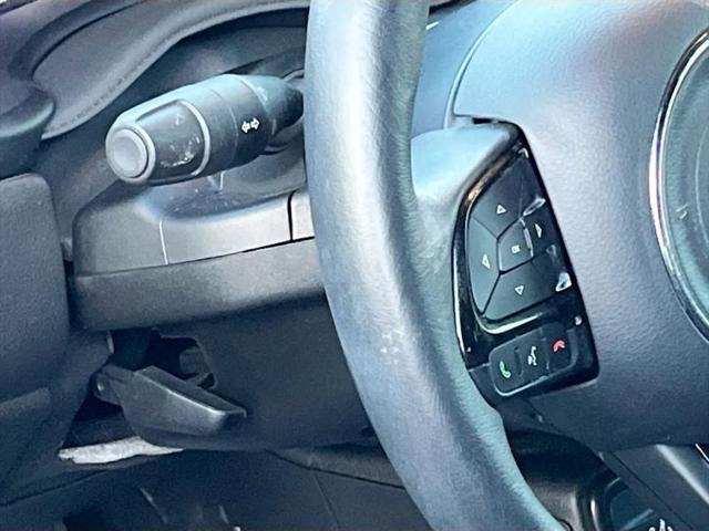 2022 Jeep Renegade Altitude 4x4