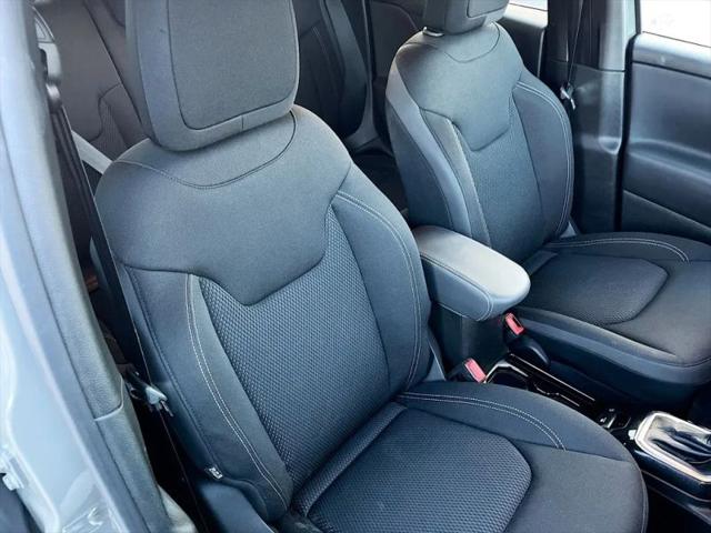 2022 Jeep Renegade Altitude 4x4