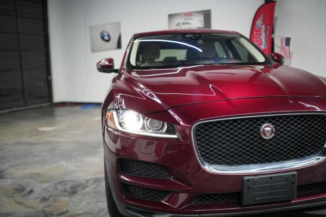 2017 Jaguar F-PACE 35t Prestige