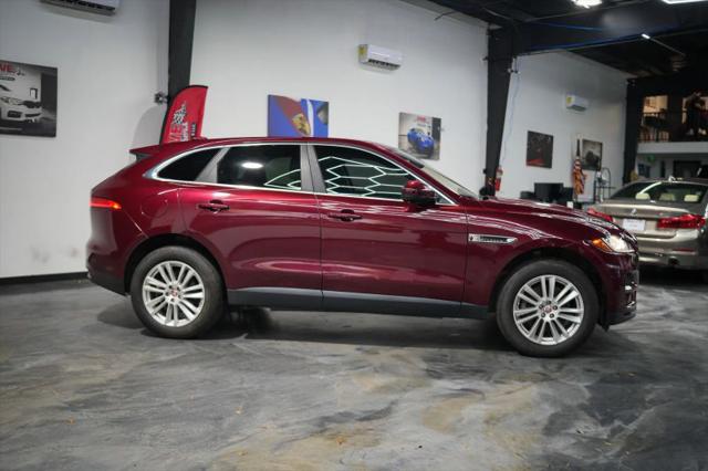 2017 Jaguar F-PACE 35t Prestige