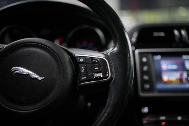 2017 Jaguar F-PACE 35t Prestige