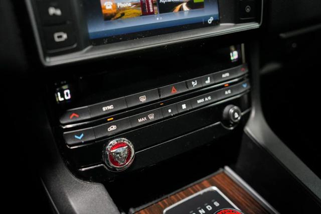 2017 Jaguar F-PACE 35t Prestige