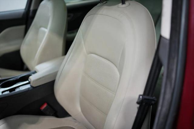 2017 Jaguar F-PACE 35t Prestige