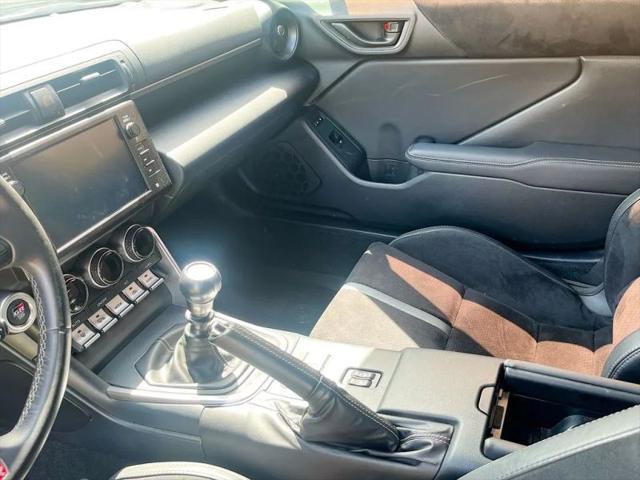 2024 Toyota GR86 Premium