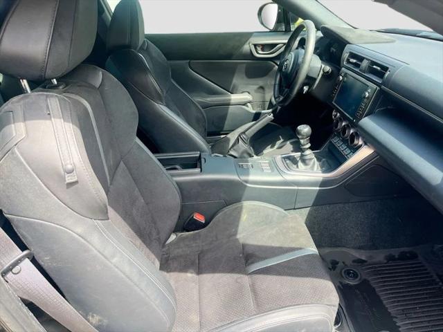 2024 Toyota GR86 Premium