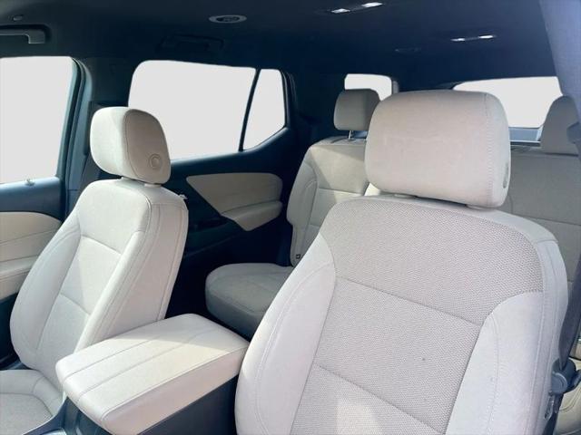 2023 Chevrolet Traverse FWD LS