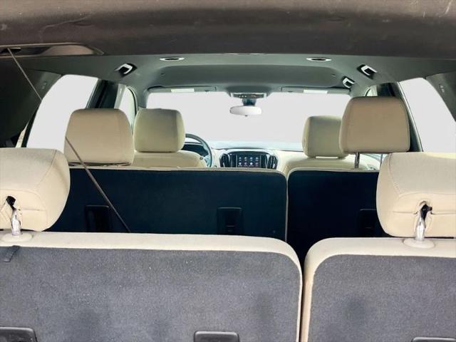 2023 Chevrolet Traverse FWD LS