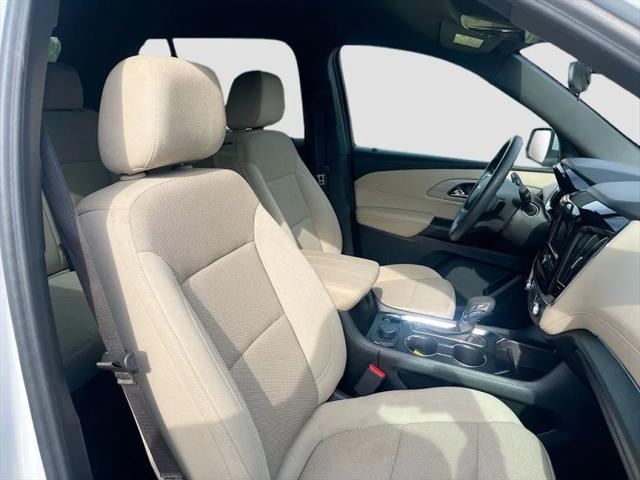 2023 Chevrolet Traverse FWD LS